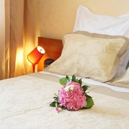 Agentia H Accommodation Bukarest Szoba fotó