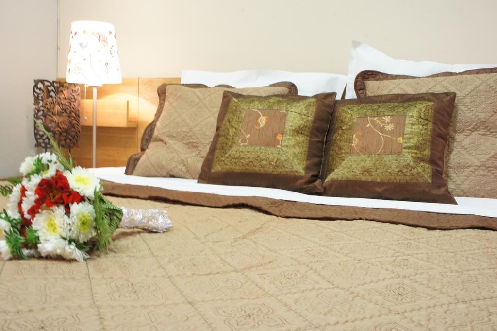 Agentia H Accommodation Bukarest Kültér fotó