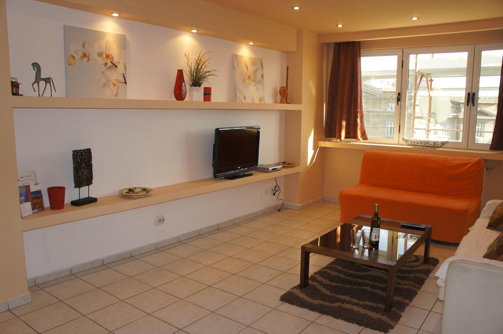 Agentia H Accommodation Bukarest Kültér fotó